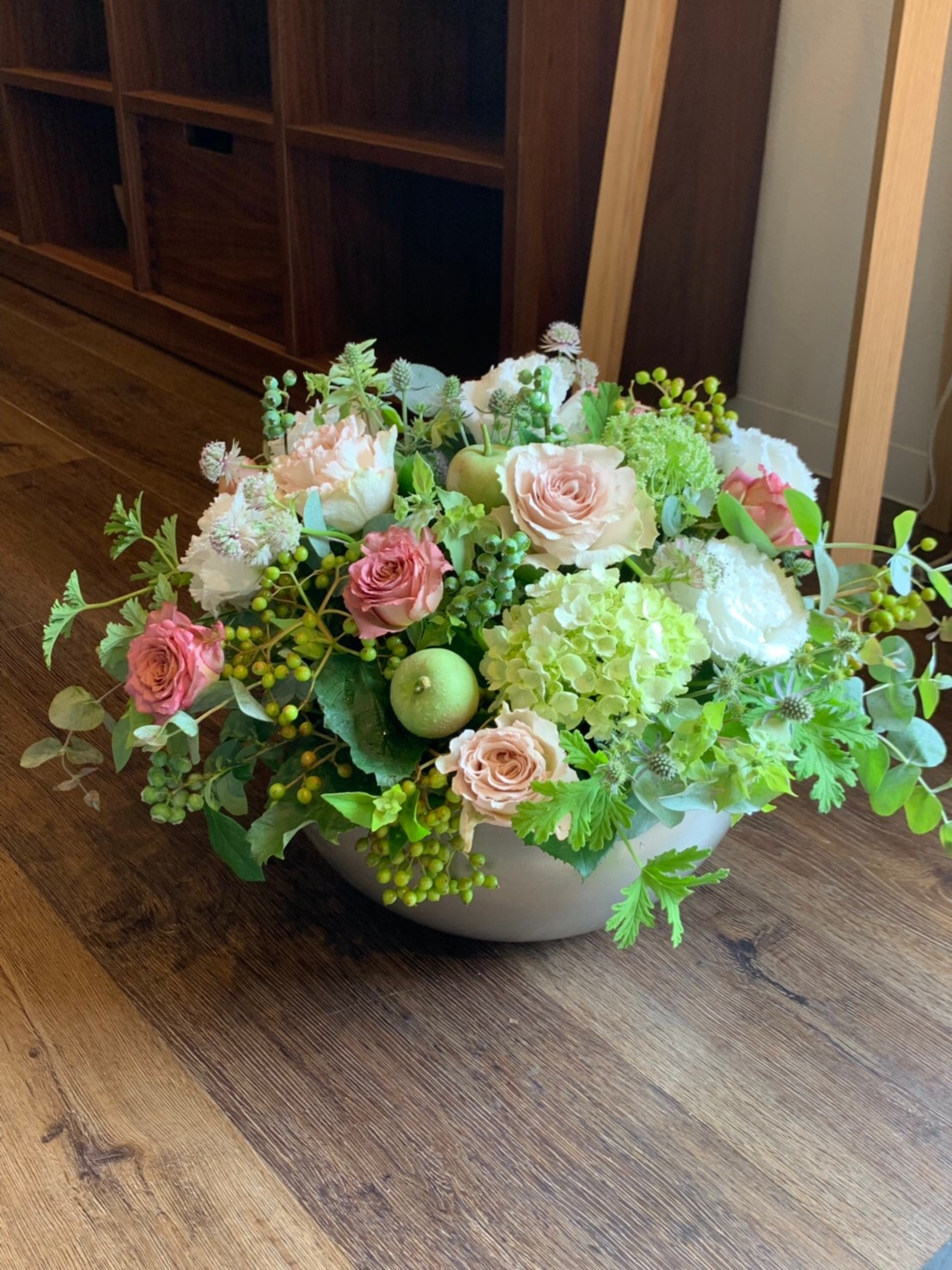 フラワーアレンジメント教室 Atelier ｌｉｃｃａ 新設 日程のご案内 三重 花やの六さん 母の日 プレゼント ギフトフラワー などのお花屋さん